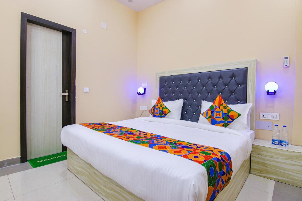 Fabhotel Ashok Vihar - Nr North Campus, Delhi University Neu-Delhi Exterior foto