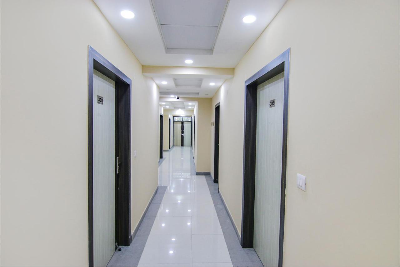 Fabhotel Ashok Vihar - Nr North Campus, Delhi University Neu-Delhi Exterior foto