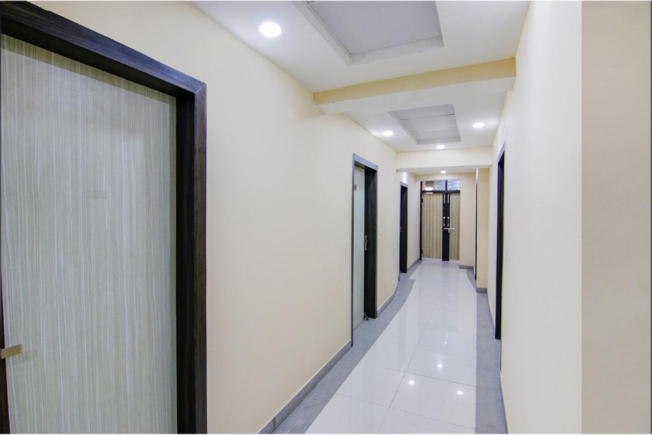 Fabhotel Ashok Vihar - Nr North Campus, Delhi University Neu-Delhi Exterior foto